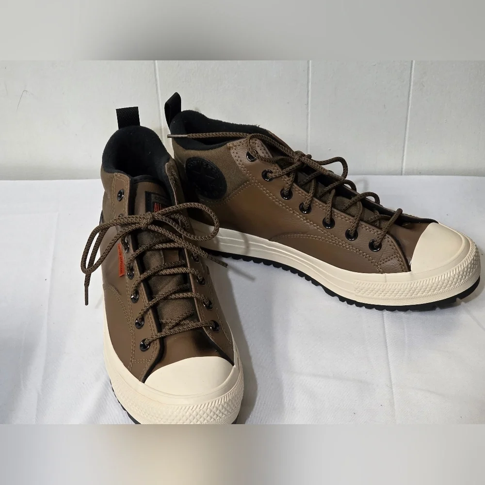 Converse Chuck Taylor All Star Malden Street Boots Mens Size 10 Womens Size 12